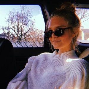 Meet your Posher, Emma